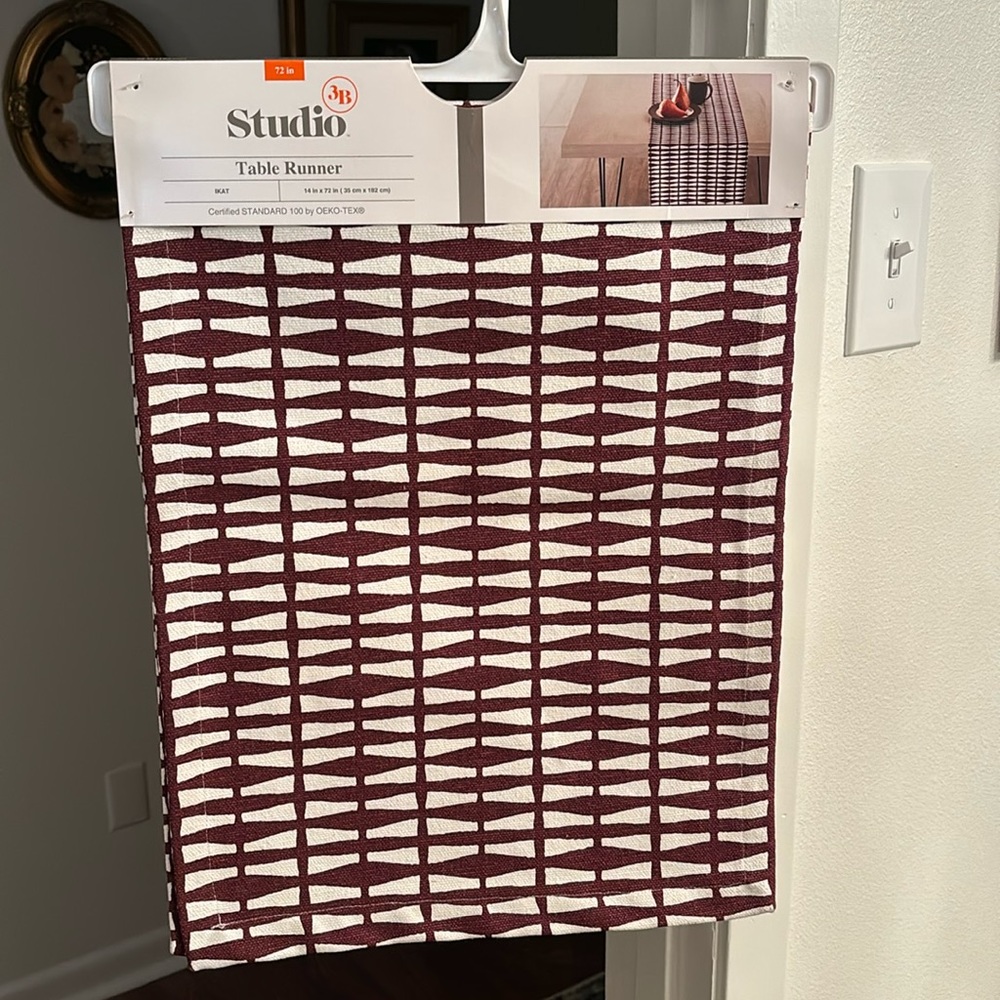 STUDIO 3B TABLE RUNNER 72” IKAT PATTERN